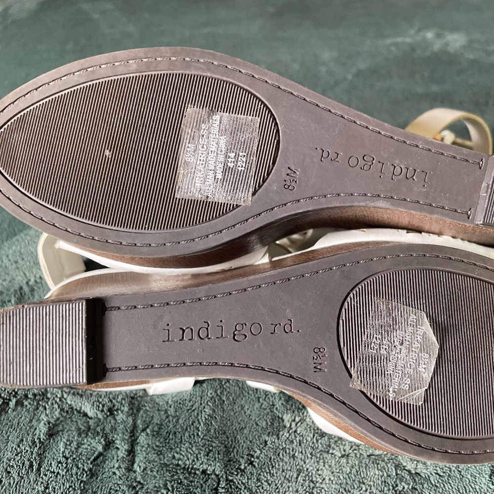 Indigo Rd white strappy wooden wedges - Picture 7 of 7
